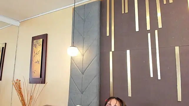 OliviGrace Chat XXX live