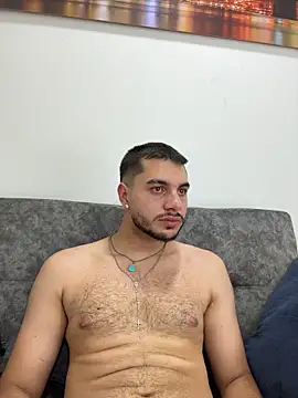 AmadeoWild Chat XXX in diretta