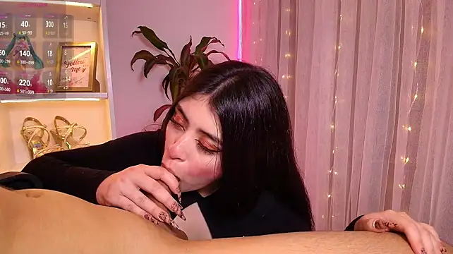 Chat XXX en directo de RoseSweet_