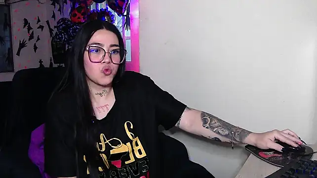 Czat XXX na żywo – Lilithnath777