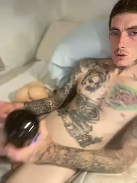 dkub93 Chat XXX in diretta