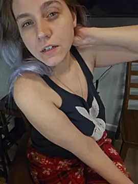 ScarletsWeb élő XXX-chatje