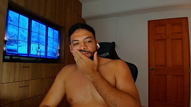 Chat +18 de jerome_vcv ao vivo