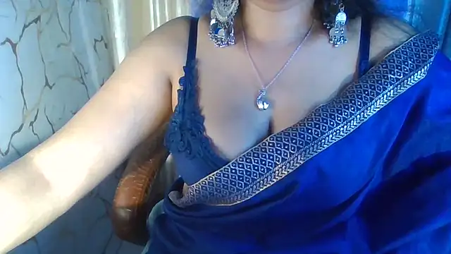 Yashika_Love_ Chat XXX live