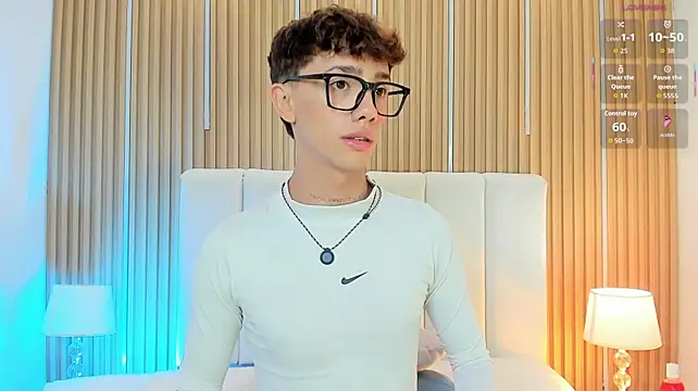 Chatroom XXX en direct de Timothy_ros