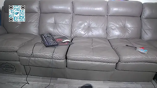Chat XXX en directo de CrazyDom1