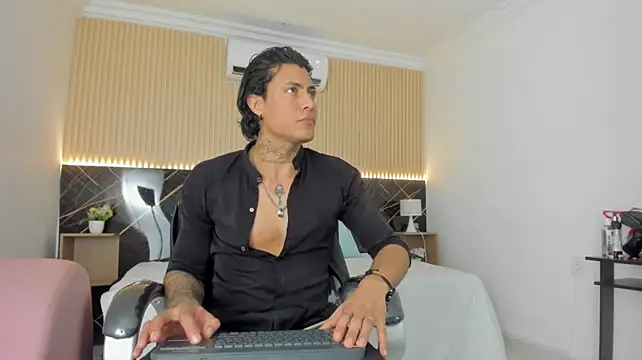 Damian_romanoff_n Live XXX chat
