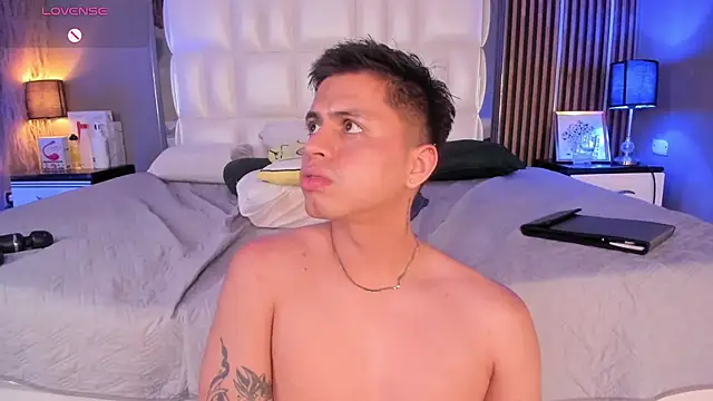 Chat XXX ao vivo de Niicky1_