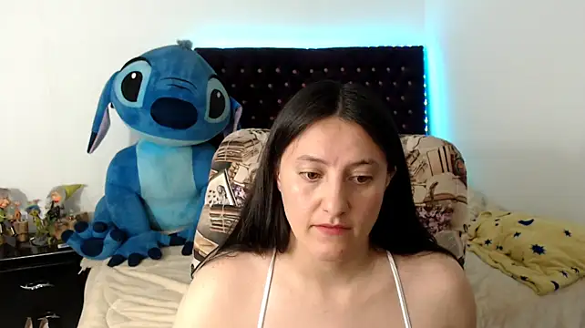 Czat XXX na żywo – Lorenahot_06