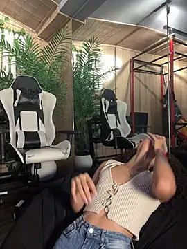 SeleneMous' Live XXX Chat