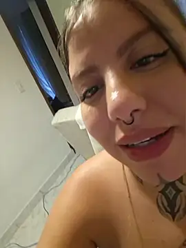 ElliWeaver – Naživo XXX chat