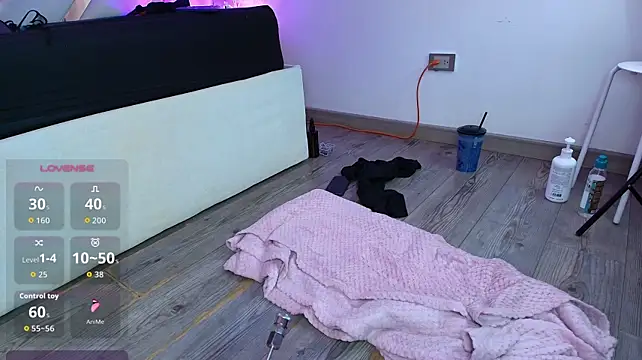 michelle_cutee_'s Live XXX Chat