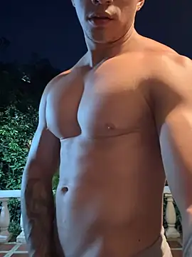 XXX chat uživo modela Jamess_White