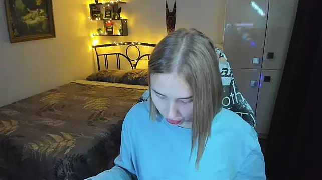 צ'אט XXX בשידור חי של CrazyBitchInLace
