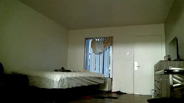 XXX chat uživo modela SexyB214