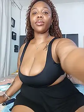 Chat +18 de IceBellaCane313 ao vivo