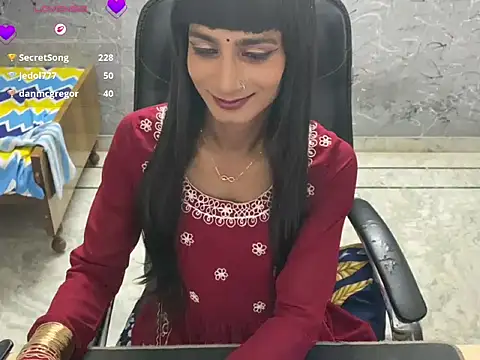 LuvLayla Live XXX-chat