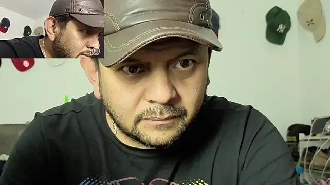 Онлайн чат XXX tomtime1