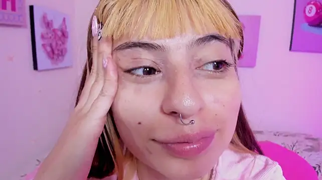 AnnyCotton's Live XXX Chat