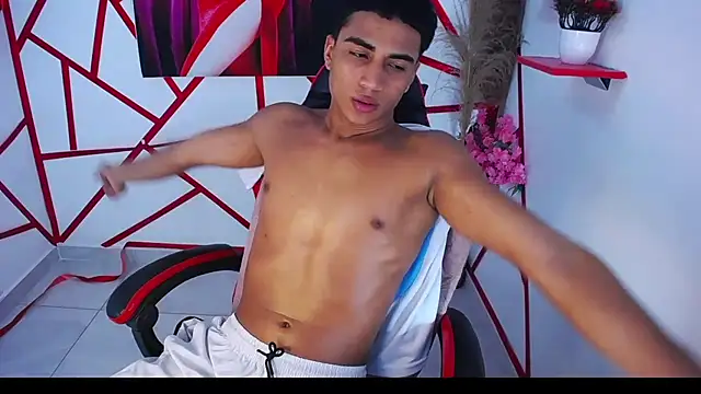Chat +18 de oliver-parker ao vivo
