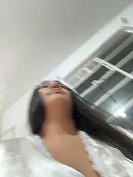 Emily_Gomezz 即時 XXX 聊天