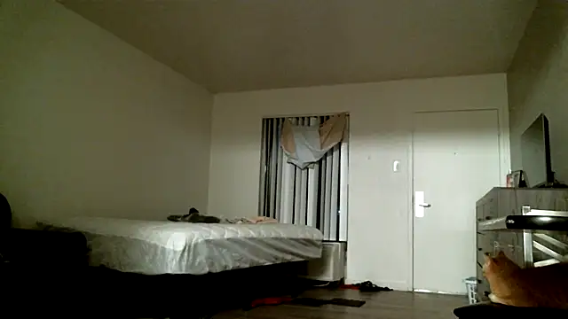 XXX chat uživo modela SexyB214