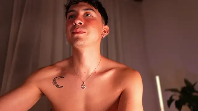 sweettaaron01 লাইভ XXX চ্যাট