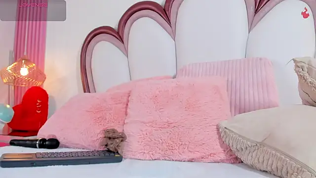 XXX chat uživo modela AriaCush
