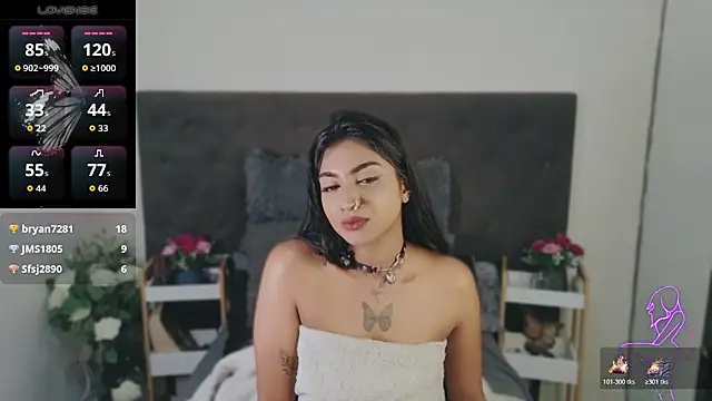 Delilah_BlazeeのライブXXXチャット
