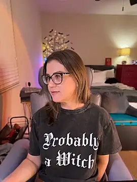 MaiseKnox Chat XXX in diretta