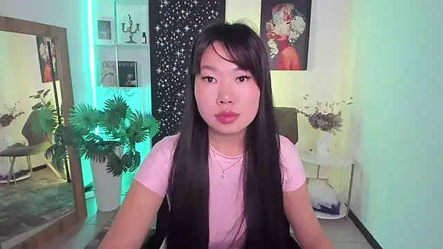 Chatroom XXX en direct de LunaPurrr