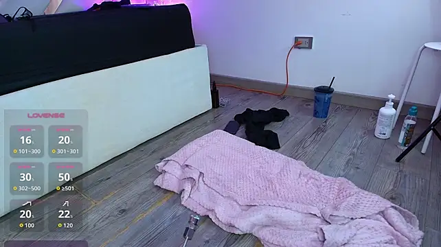 michelle_cutee_'s Live XXX Chat