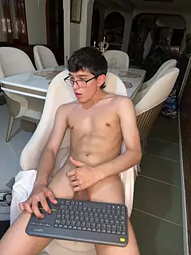 Bryanwild live XXX chat