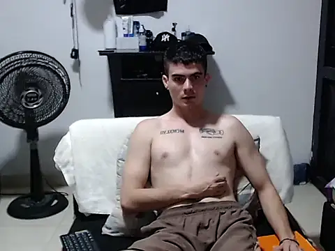Zac_Efront 现场XXX聊天