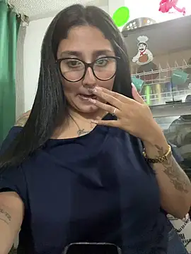 croftsmila's Live XXX Chat