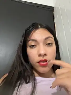 GabyEvanss' Live XXX Chat
