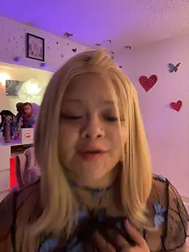 צ'אט XXX בשידור חי של barbiee_doll1