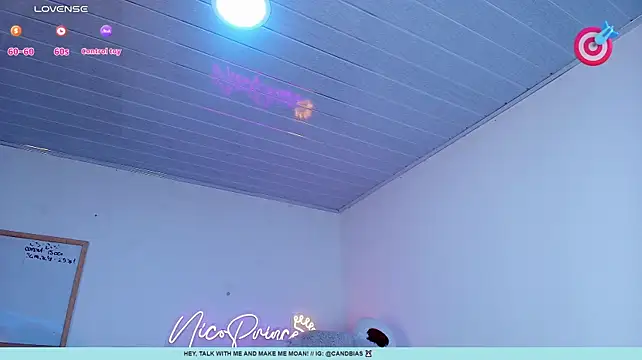 Chat XXX en directo de Niico_Cruz