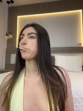 Czat XXX na żywo – evelyn_hills