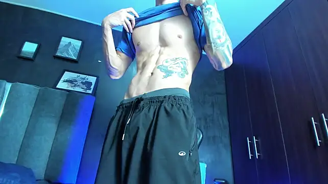 Chat XXX en directo de Enzo_Maserati