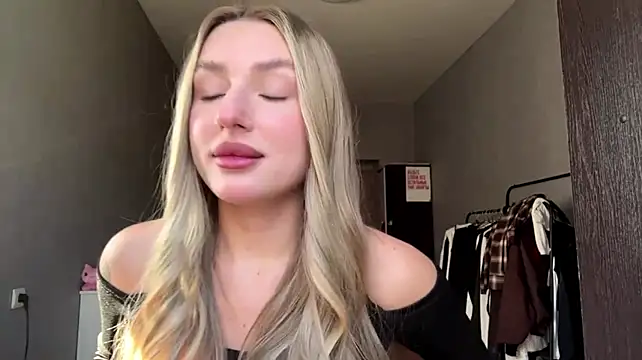 TericaEllermann – Naživo XXX chat