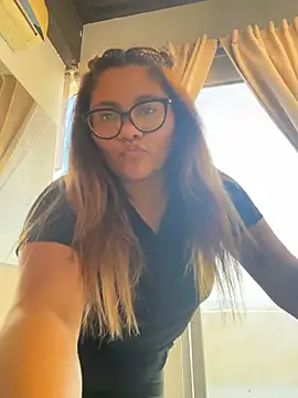 ludmila_xのライブXXXチャット