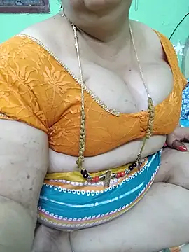 Czat XXX na żywo – Tamil-mayasri