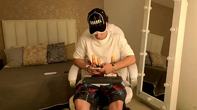 JordanMiller_ XXX чат на живо