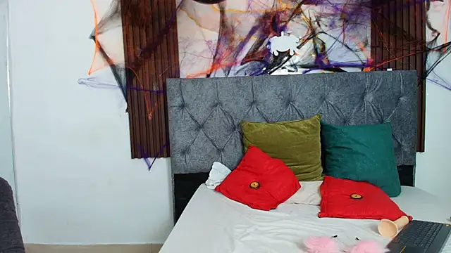 Czat XXX na żywo – samanthaluxe__