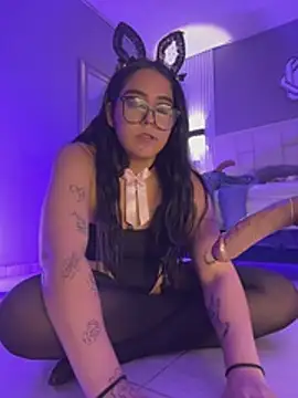 KatlynRous' Live XXX Chat