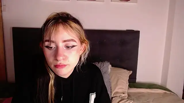 Czat XXX na żywo – melodyygirl_