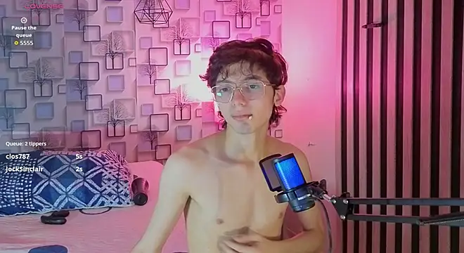 Czat XXX na żywo – Twink_Sebas7