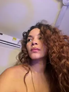 AkiraY10 Chat XXX in diretta
