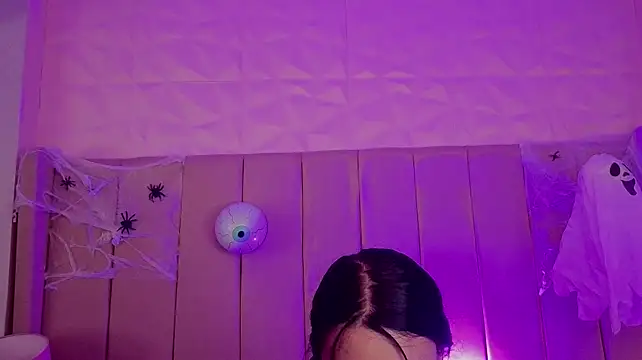 MollyBigBoobs12's Live XXX Chat